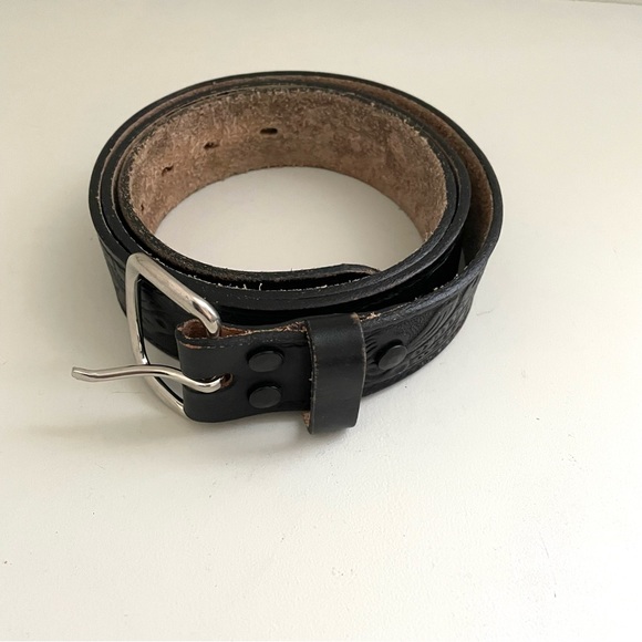 Brushy Creek Western Cowhide Belt - Picture 5 of 10